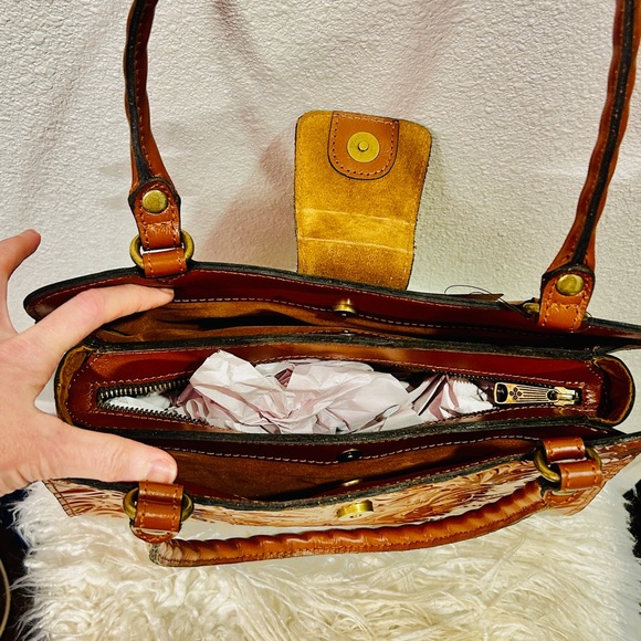 Patricia Nash Embossed Leather Shoulder Bag Tooled Collection Brown Renzo NWT - Picture 5 of 8